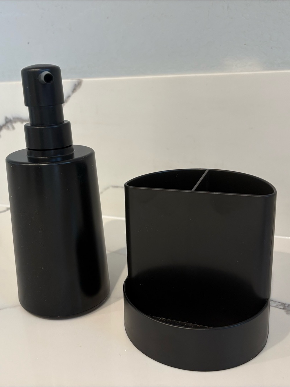 Bathroom Soap Dispenser & Toothbrush Organizer Set in Black - One Size - NWOT